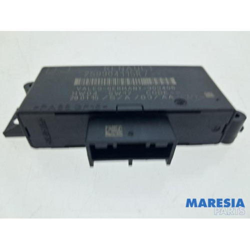 Renault - Clio - PDC Modul
