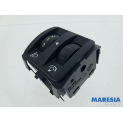 Renault - Clio - AIH headlight switch