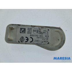 Renault - Clio - Tyre pressure sensor