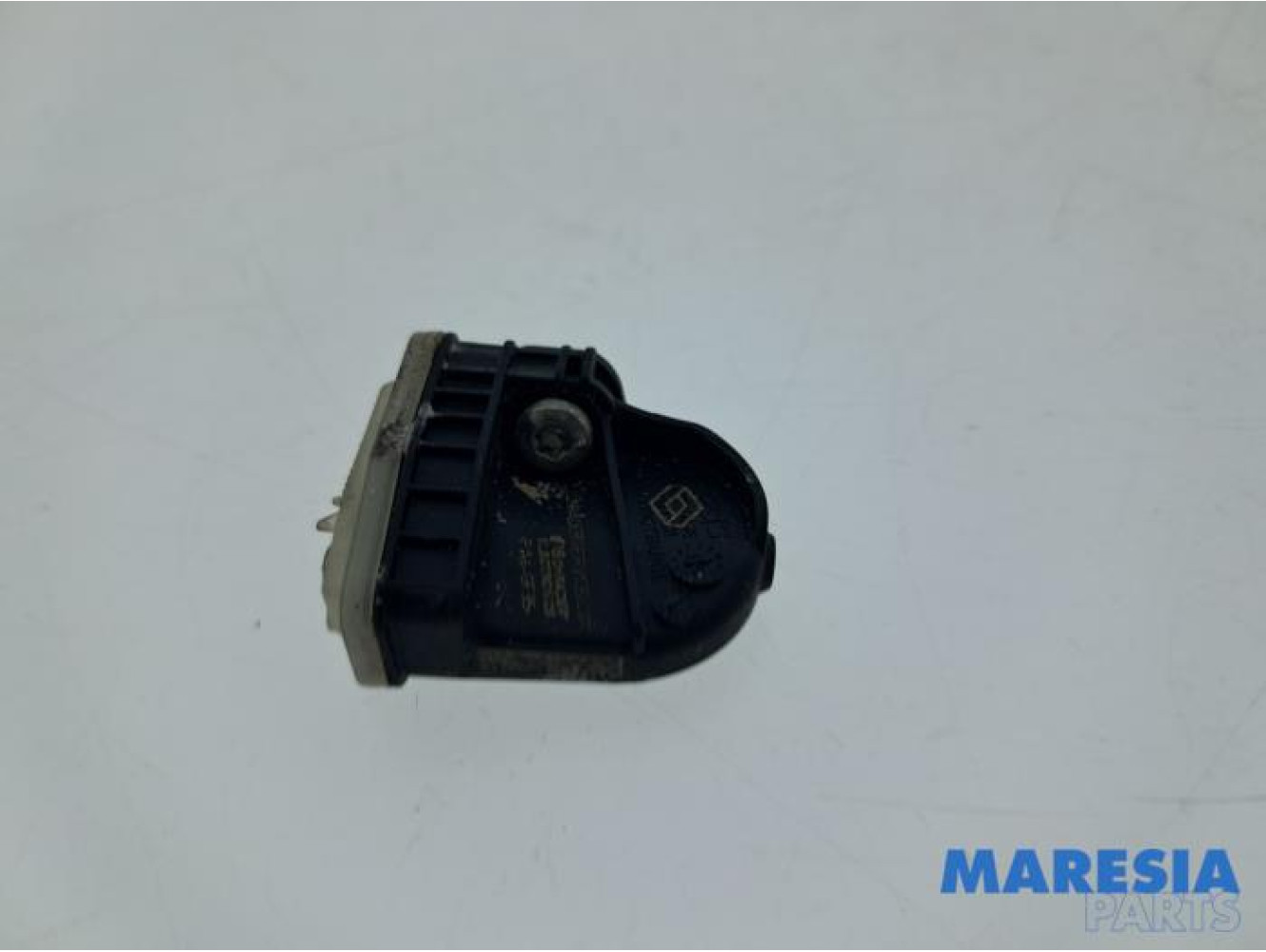 Renault - Clio - Tyre pressure sensor