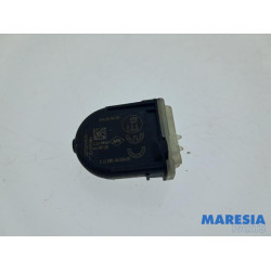 Renault - Clio - Tyre pressure sensor