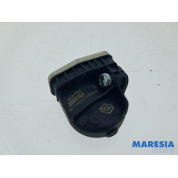 Renault - Clio - Tyre pressure sensor