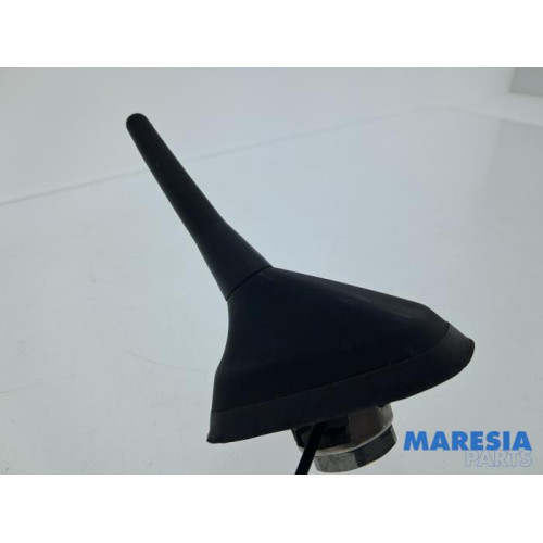 Renault - Clio - Antenne
