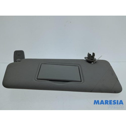 Renault - Clio - Sun visor