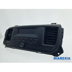 Opel - Vivaro - Multi-media control unit