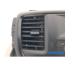 Opel - Vivaro - Multi-media control unit