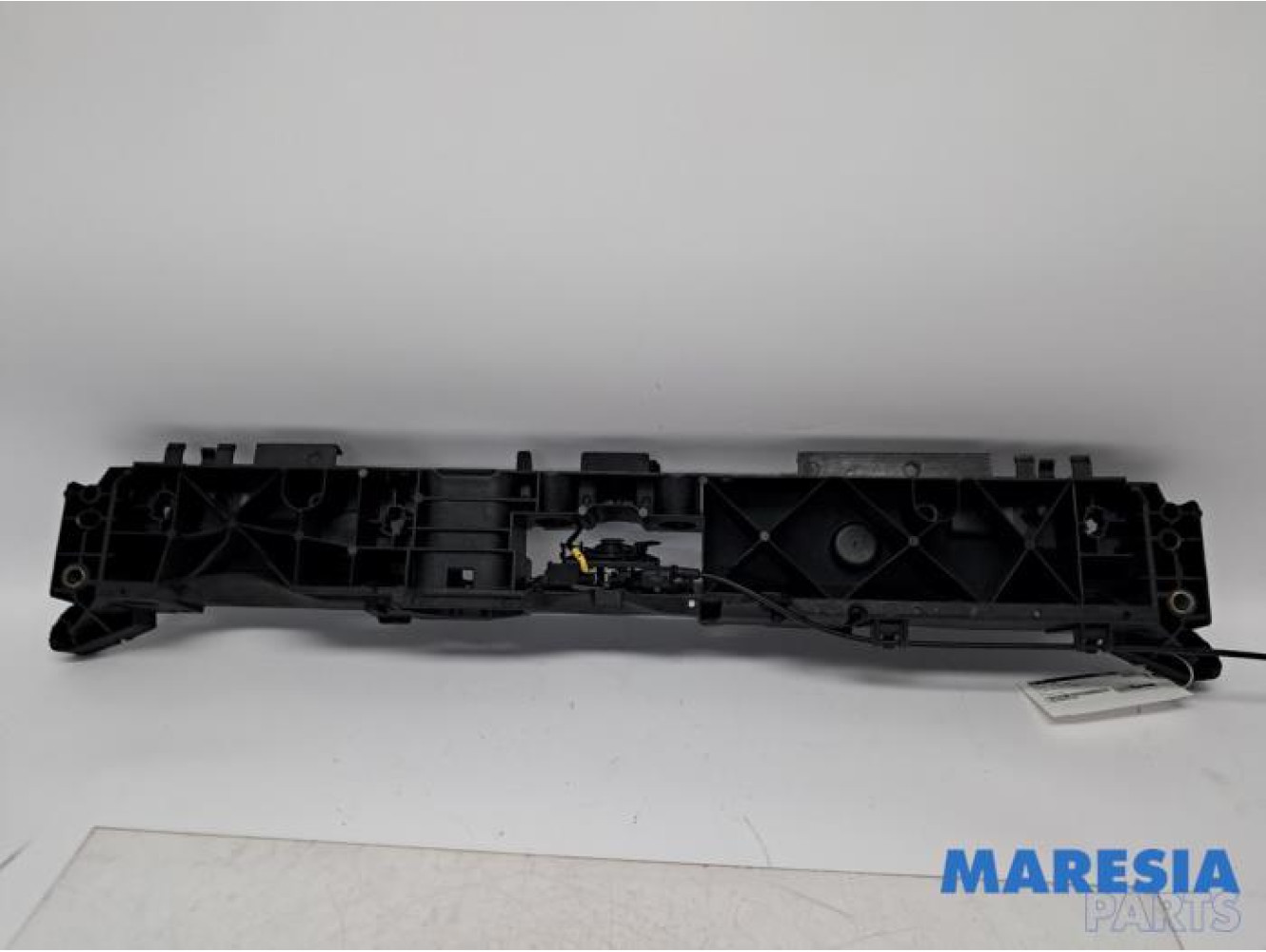 Renault - Clio - Lock plate