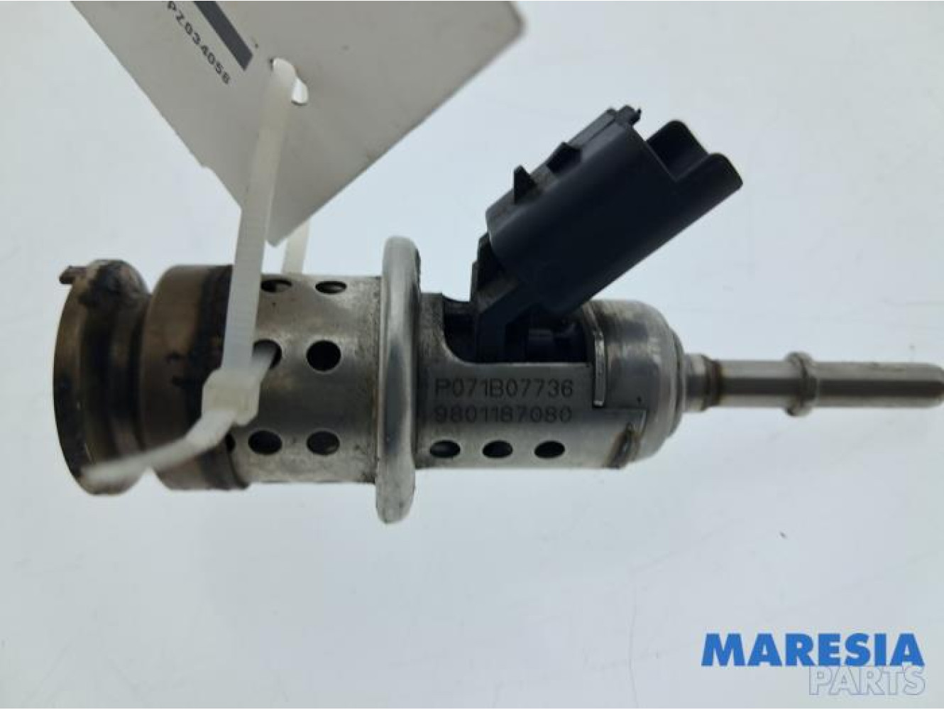 Opel - Vivaro - Adblue Injector