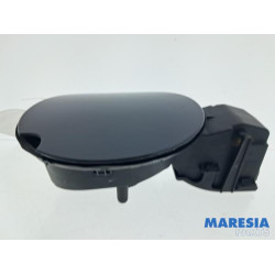 Renault - Clio - Tank cap cover