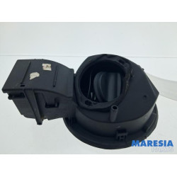 Renault - Clio - Tank cap cover