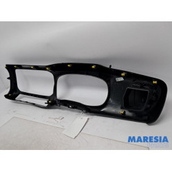 Opel - Vivaro - Dashboard decoration strip