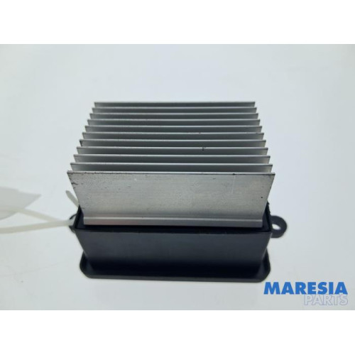 Opel - Vivaro - Heater resistor