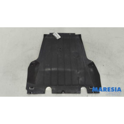 Renault - Clio - Engine protection panel