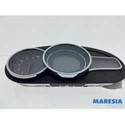 Renault - Megane - Instrumentenbrett