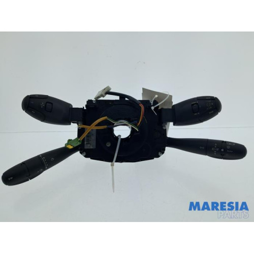 Peugeot - 207 - Steering column stalk