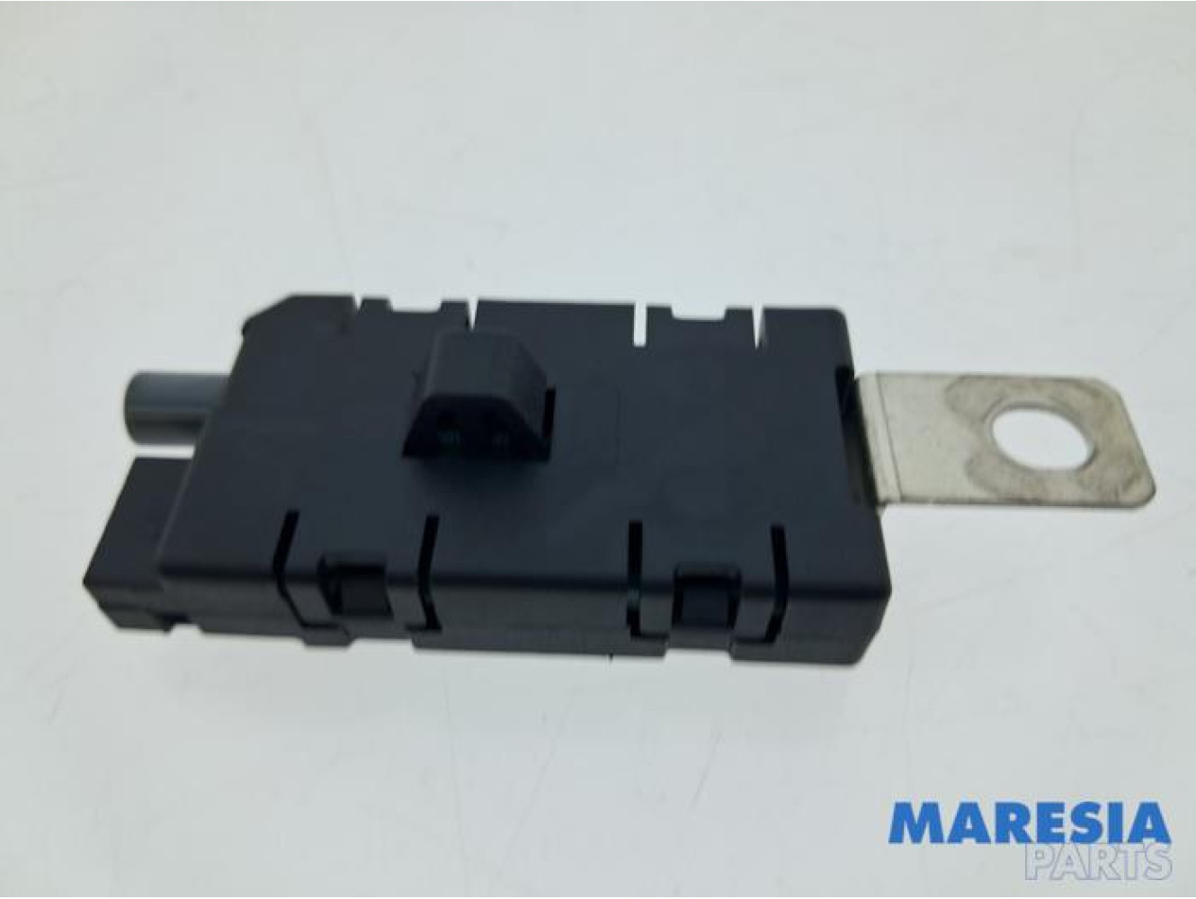 Peugeot - 207 - Antenne amplificateur