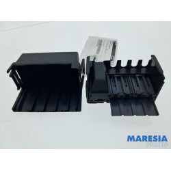 Peugeot - 207 - Fuse box