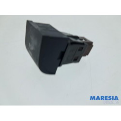 Peugeot - 207 - ESP switch