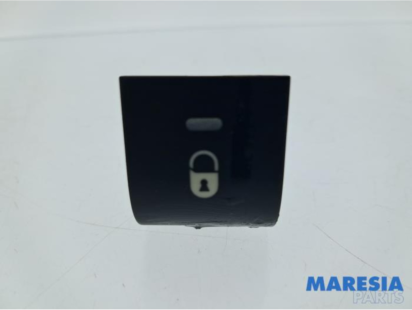 Peugeot - 207 - Central locking switch