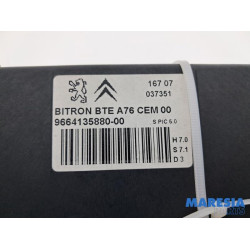 Peugeot - 207 - Ordinateur toit escamotable