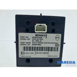 Renault - Megane - Navigatie bedienings paneel