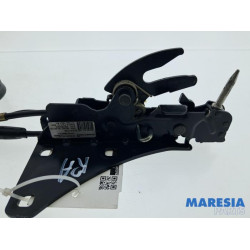 Peugeot - 207 - Convertible lock