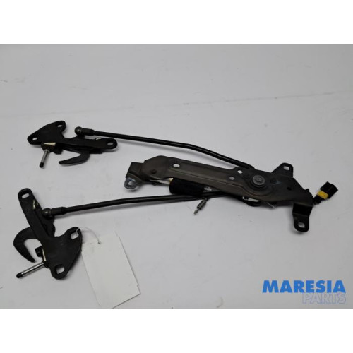 Peugeot - 207 - Verrouillage toit escamotable