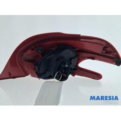 Peugeot - 208 - Rücklicht links