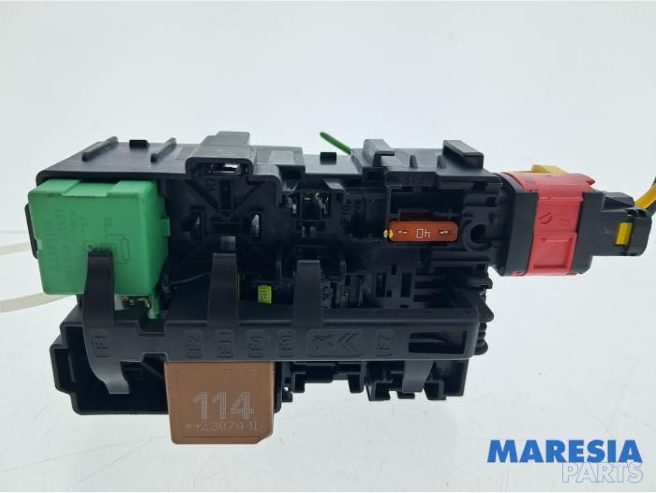 Opel - Vivaro - Fuse box