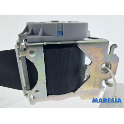 Opel - Vivaro - Sicherheitsgurt links hinten