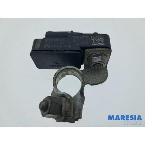 Opel - Vivaro - Accu sensor