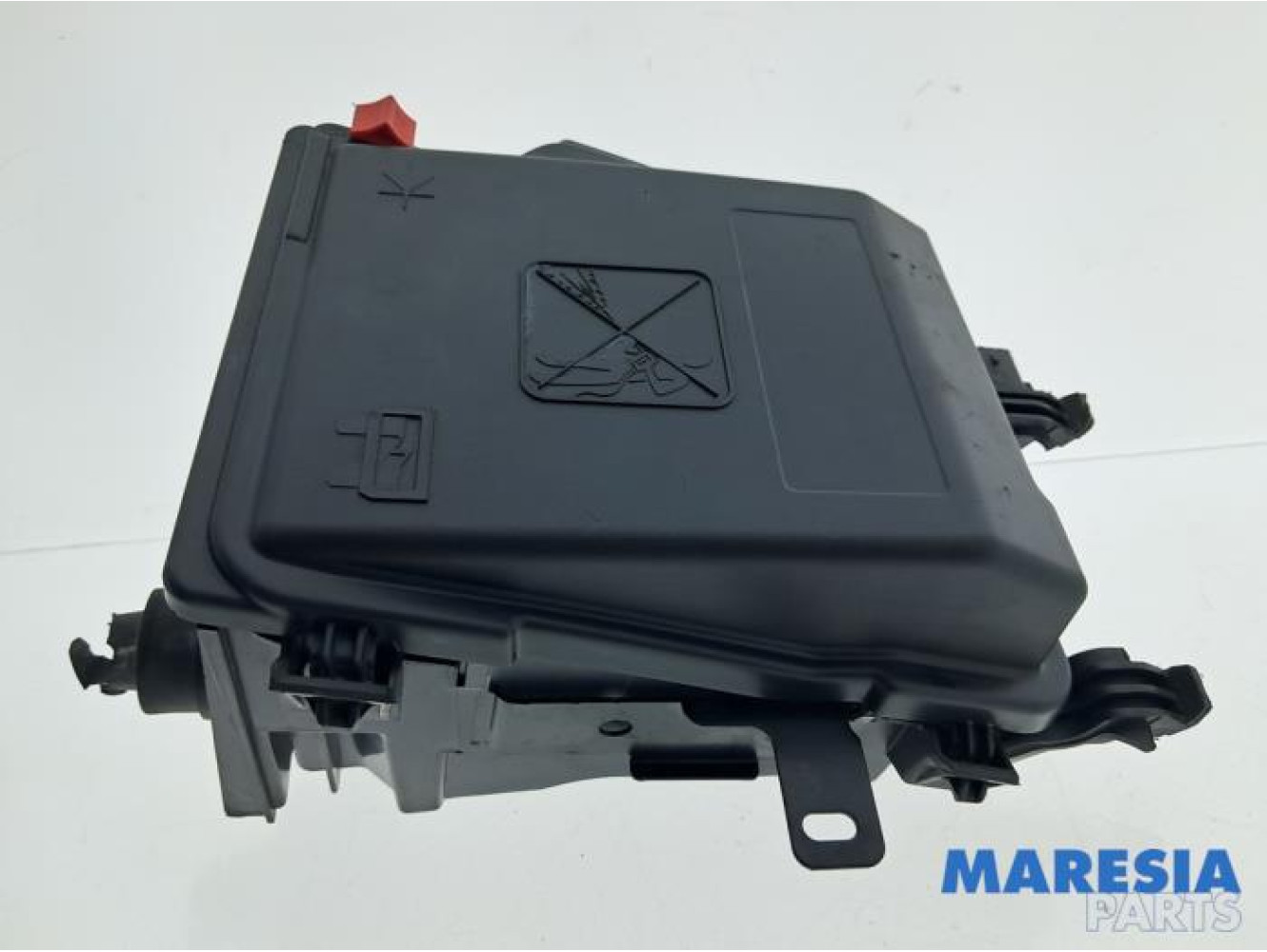 Opel - Vivaro - Fuse box
