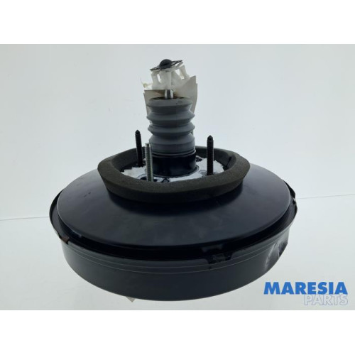 Opel - Vivaro - Brake servo