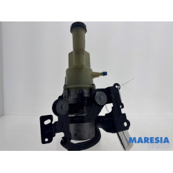 Opel - Vivaro - Power steering pump