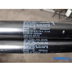Renault - Megane - Kit amortisseur gaz hayon