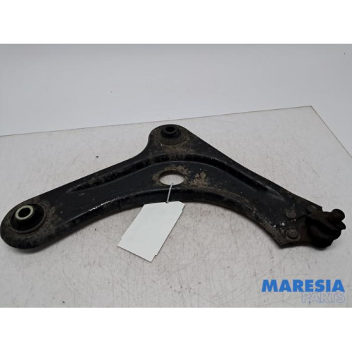 Peugeot - 208 - Bras de suspension bas avant droit