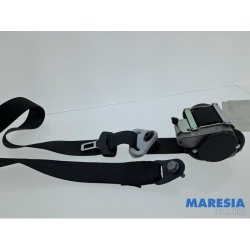 Peugeot - 208 - Front seatbelt, left