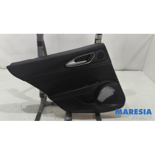 Alfa Romeo - Giulia - Portierbekleding 4Deurs links-achter