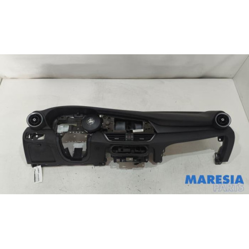 Alfa Romeo - Giulia - Airbag set + dashboard