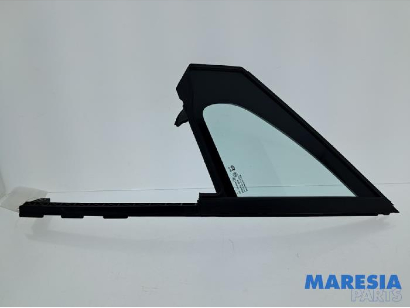 Peugeot - 208 - Vitre triangulaire avant gauche