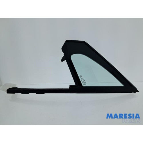 Peugeot - 208 - Vitre triangulaire avant gauche