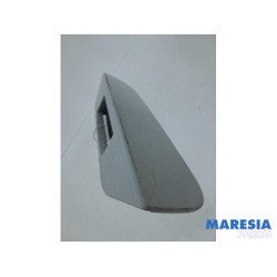 Opel - Vivaro - Tailgate switch