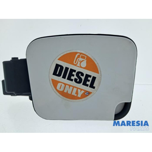 Opel - Vivaro - Tank cap cover
