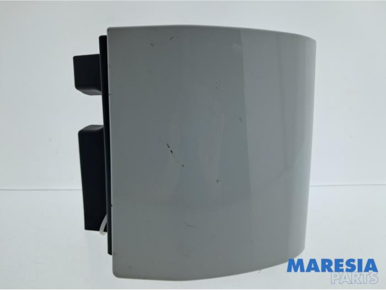Opel - Vivaro - Rear bumper component, right