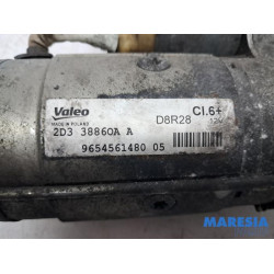 Opel - Vivaro - Starter