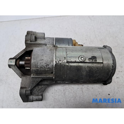 Opel - Vivaro - Starter