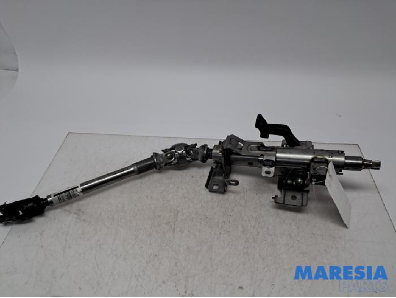 Opel - Vivaro - Steering column housing