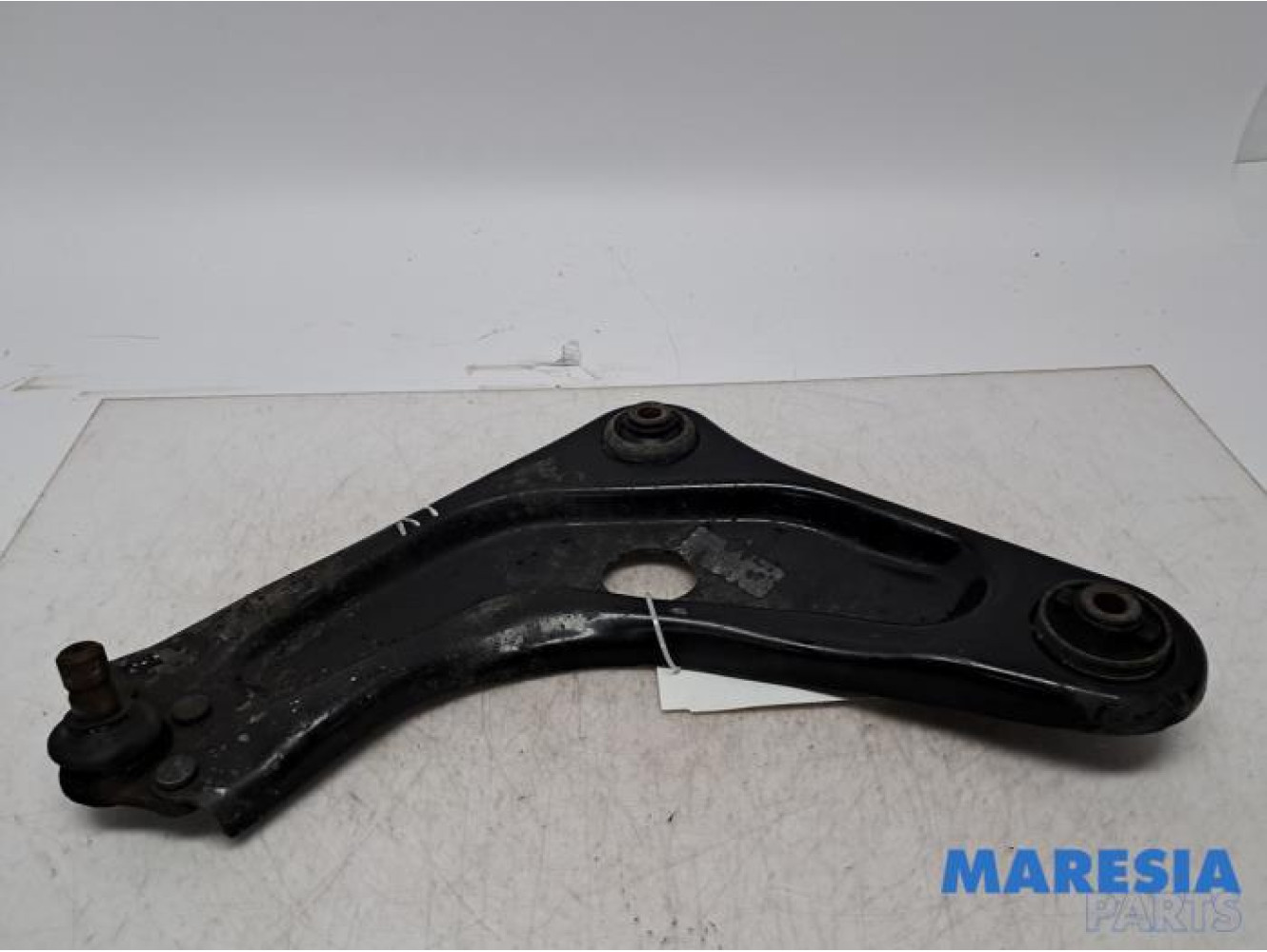 Peugeot - 207 - Querlenker unten links vorne
