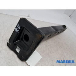Peugeot - 207 - Front part support