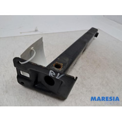 Peugeot - 207 - Front part support